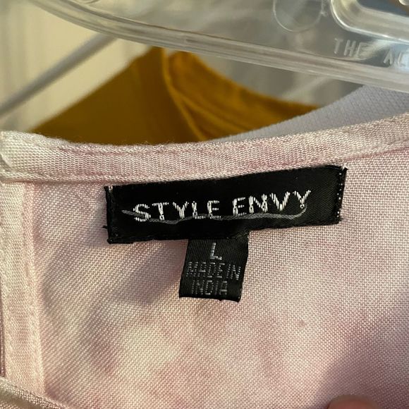 Style Envy Women's Tie Dye Crop Top Flutter Sleeves Button Back Pink Sz L - Picture 6 of 6